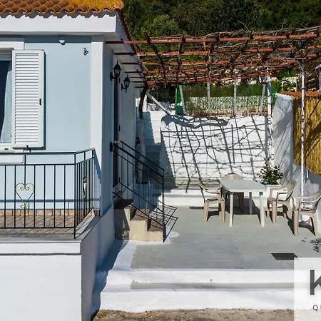 Apergis Traditional In Village! Holiday home Zola